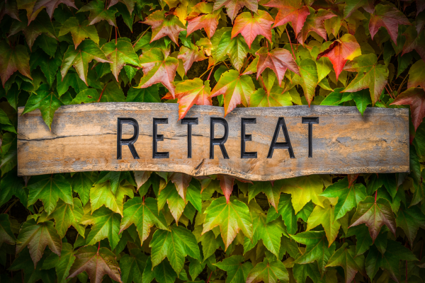 5 Gentle Resolutions for a Positive New Year CANVA Retreat