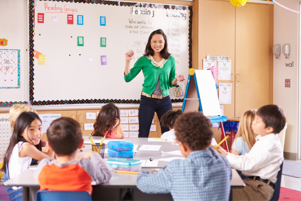 4 Tips for Efficient Worldbuilding CANVA Teacher in classroom